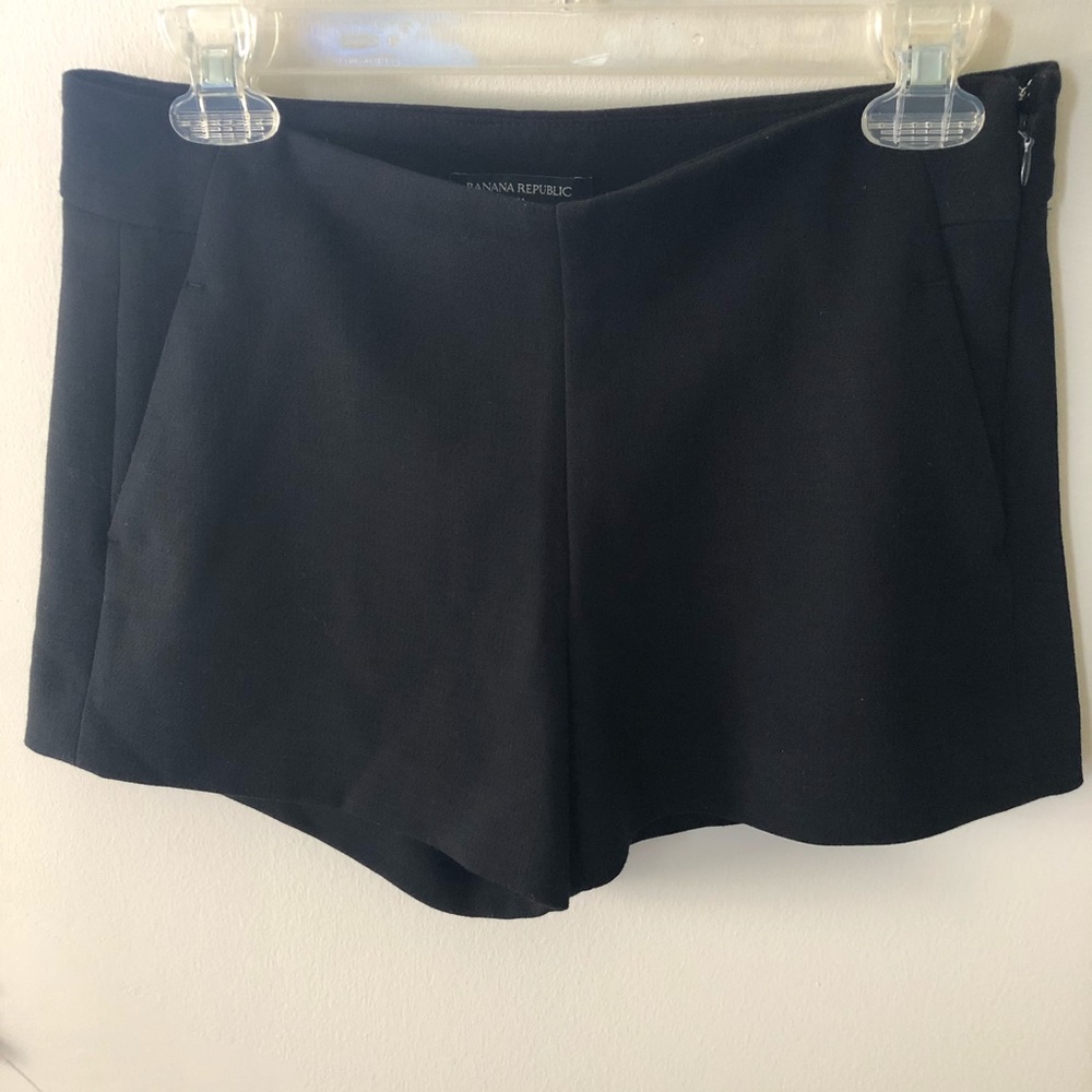 Gently Used Banana Republic Black Dress Shorts